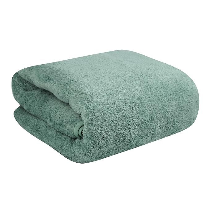 Extra Soft Plush & Quick Dry High Towels at just Rs 289 (71% Discount) @Amazon